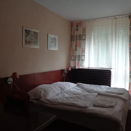 Ow Inter Piast Kalbornia - Z Wlasna Plaza Z Kapieliskiem I Przystania Resort *