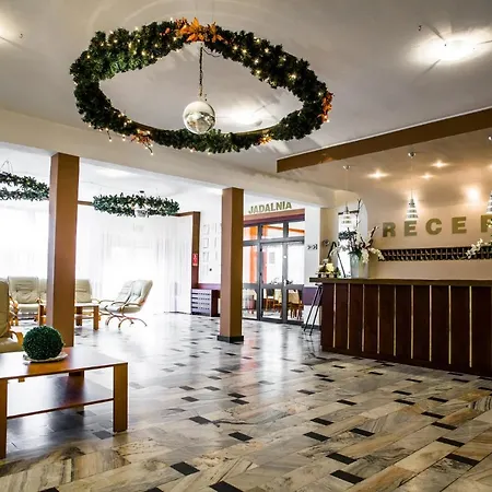 Ow Inter Piast Kalbornia - Z Wlasna Plaza Z Kapieliskiem I Przystania Resort *