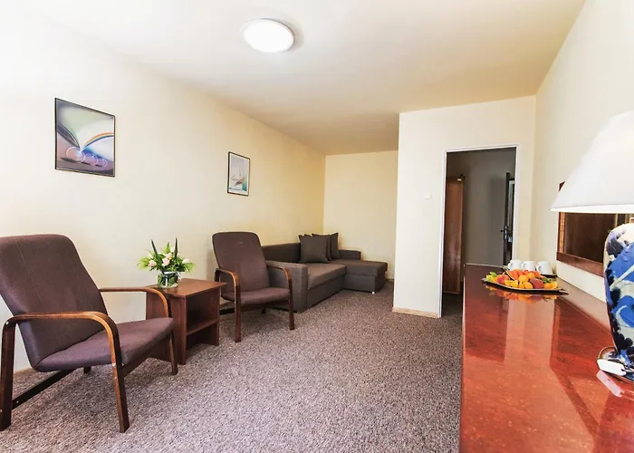 Ośrodek wypoczynkowy Ow Inter Piast Kalbornia - Z Własną Plażą Z Kąpieliskiem I Przystanią Dąbrówno