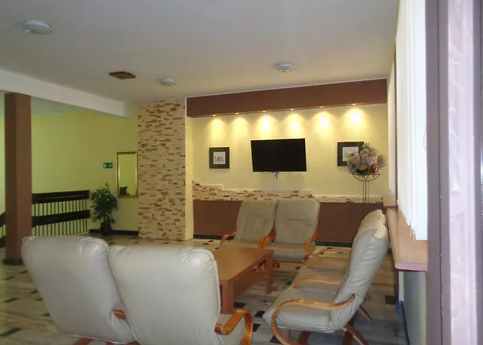 Ośrodek wypoczynkowy Ow Inter Piast Kalbornia - Z Własną Plażą Z Kąpieliskiem I Przystanią