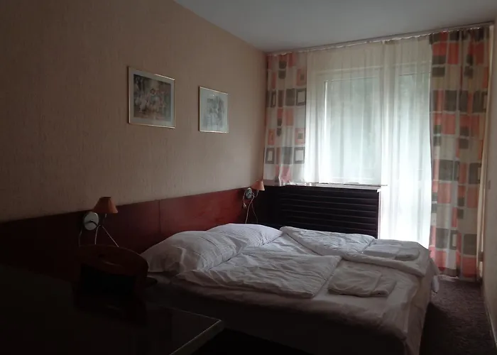 Ow Inter Piast Kalbornia - Z Własną Plażą Z Kąpieliskiem I Przystanią Ośrodek wypoczynkowy *